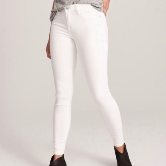 Abercrombie & Fitch Harper Low Rise Jeans Legging White Lyocell size 10 Long - Picture 2 of 8